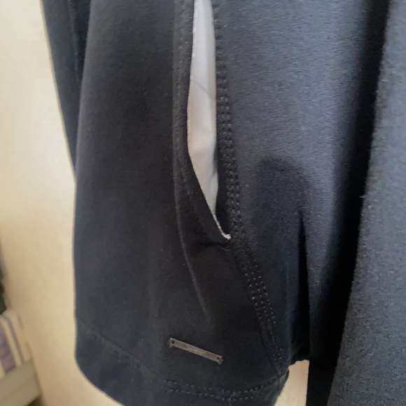 Lululemon jacket - Picture 8 of 14